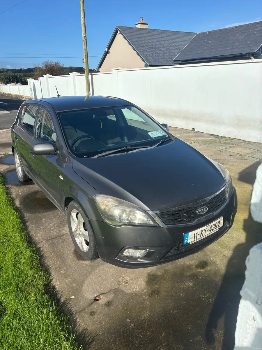 Image 1 of 7
