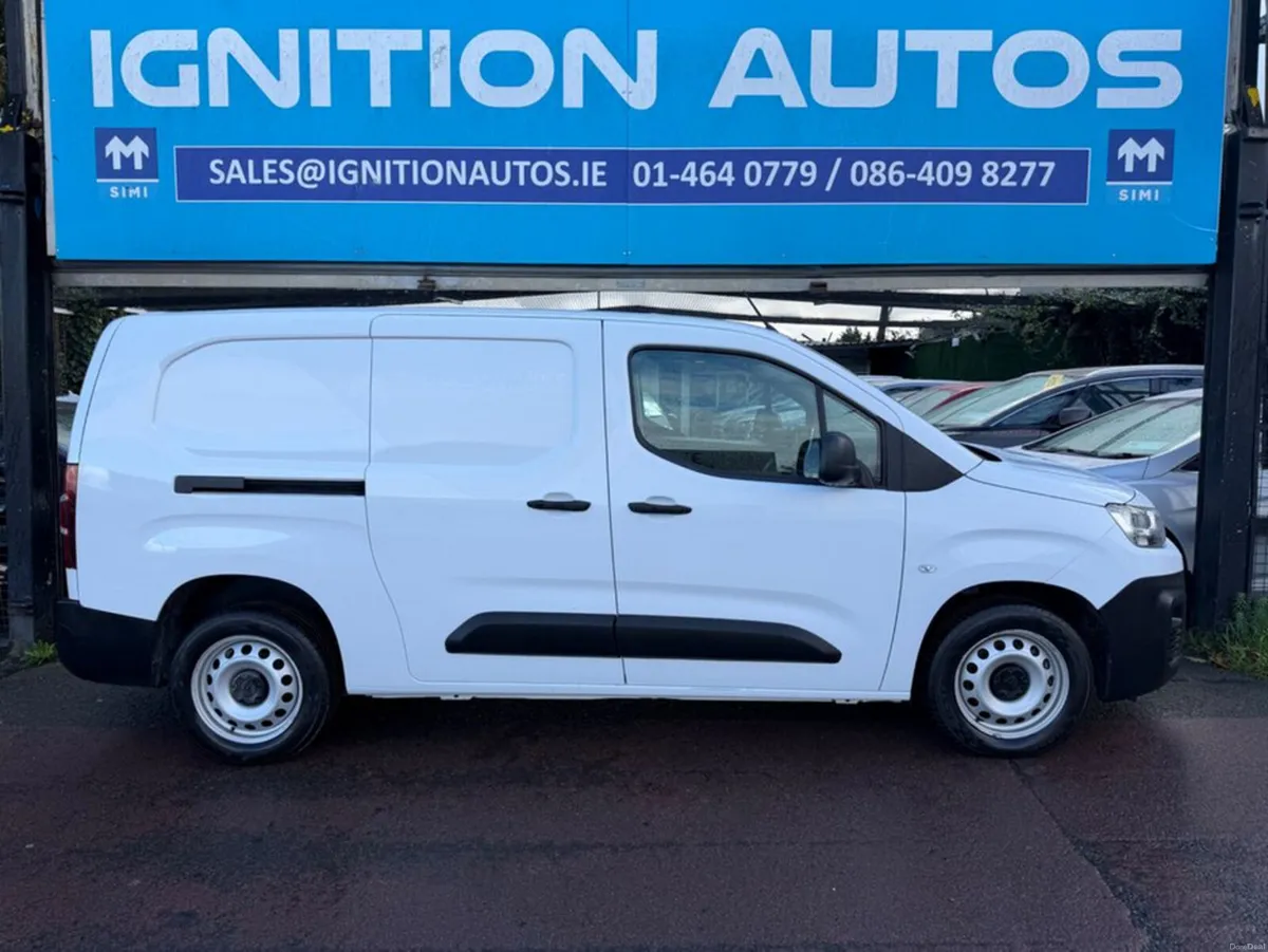 Image 2 of 28