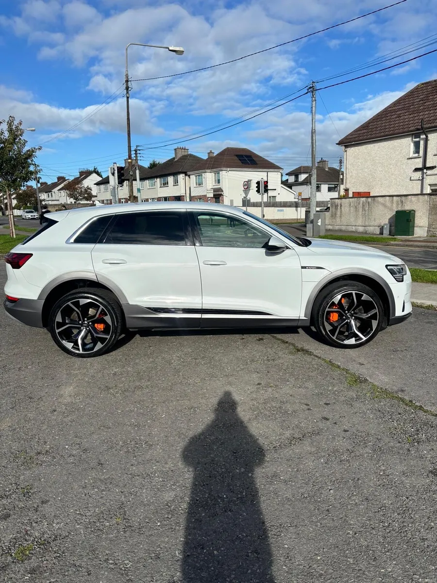 Image 2 of 10