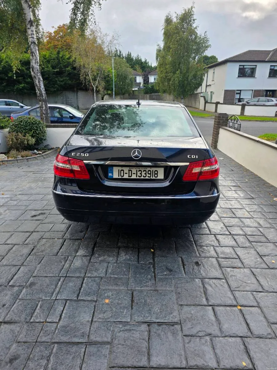 Image 2 of 8