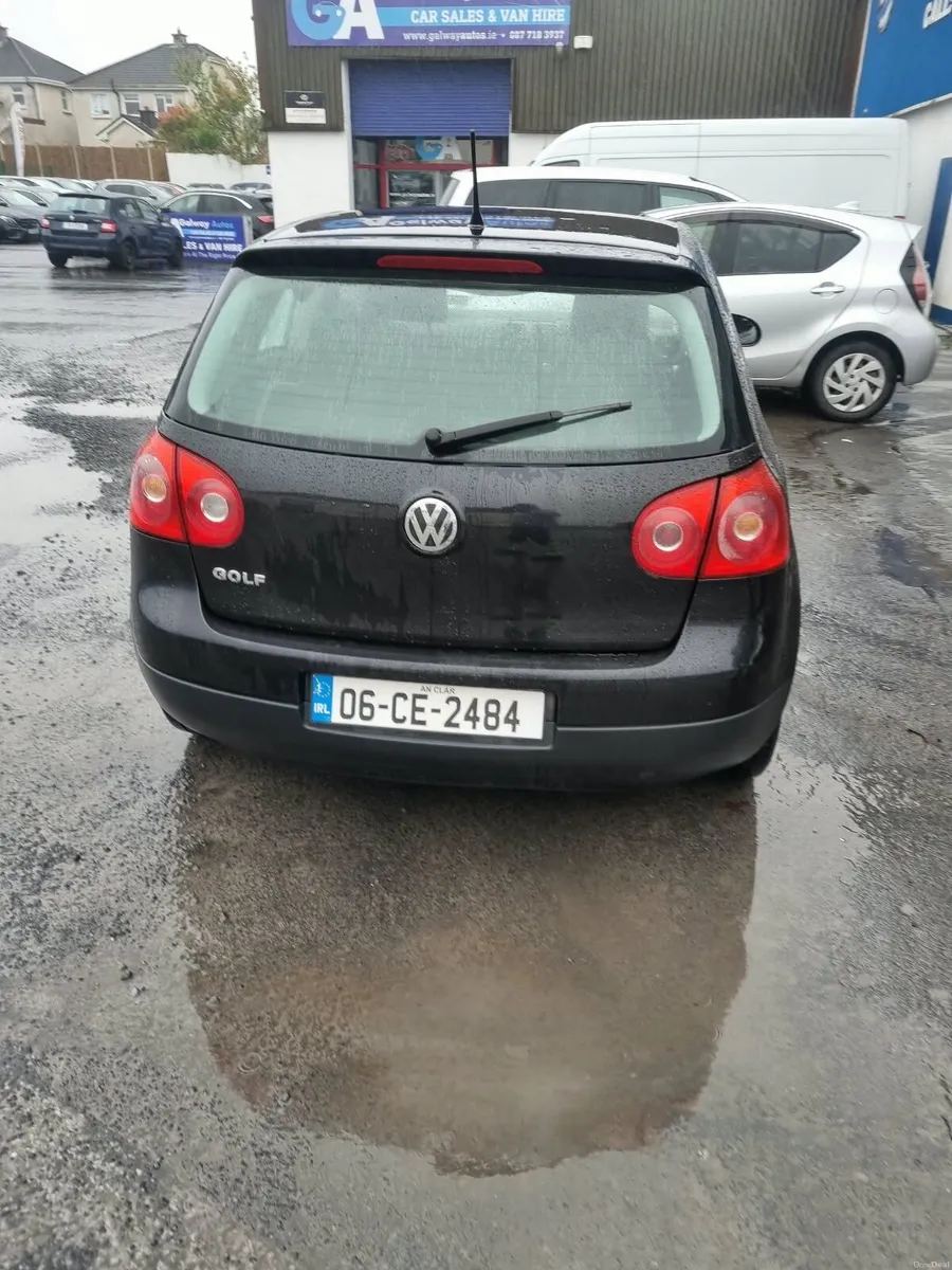 Image 4 of 6