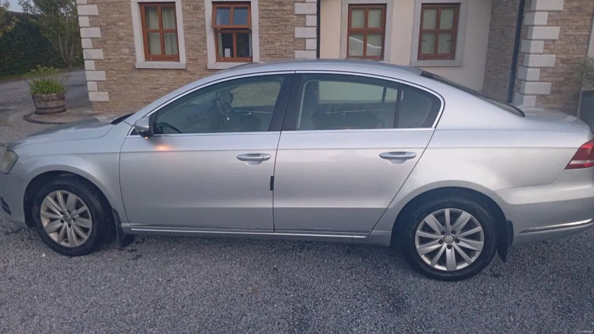 Image 4 of 9