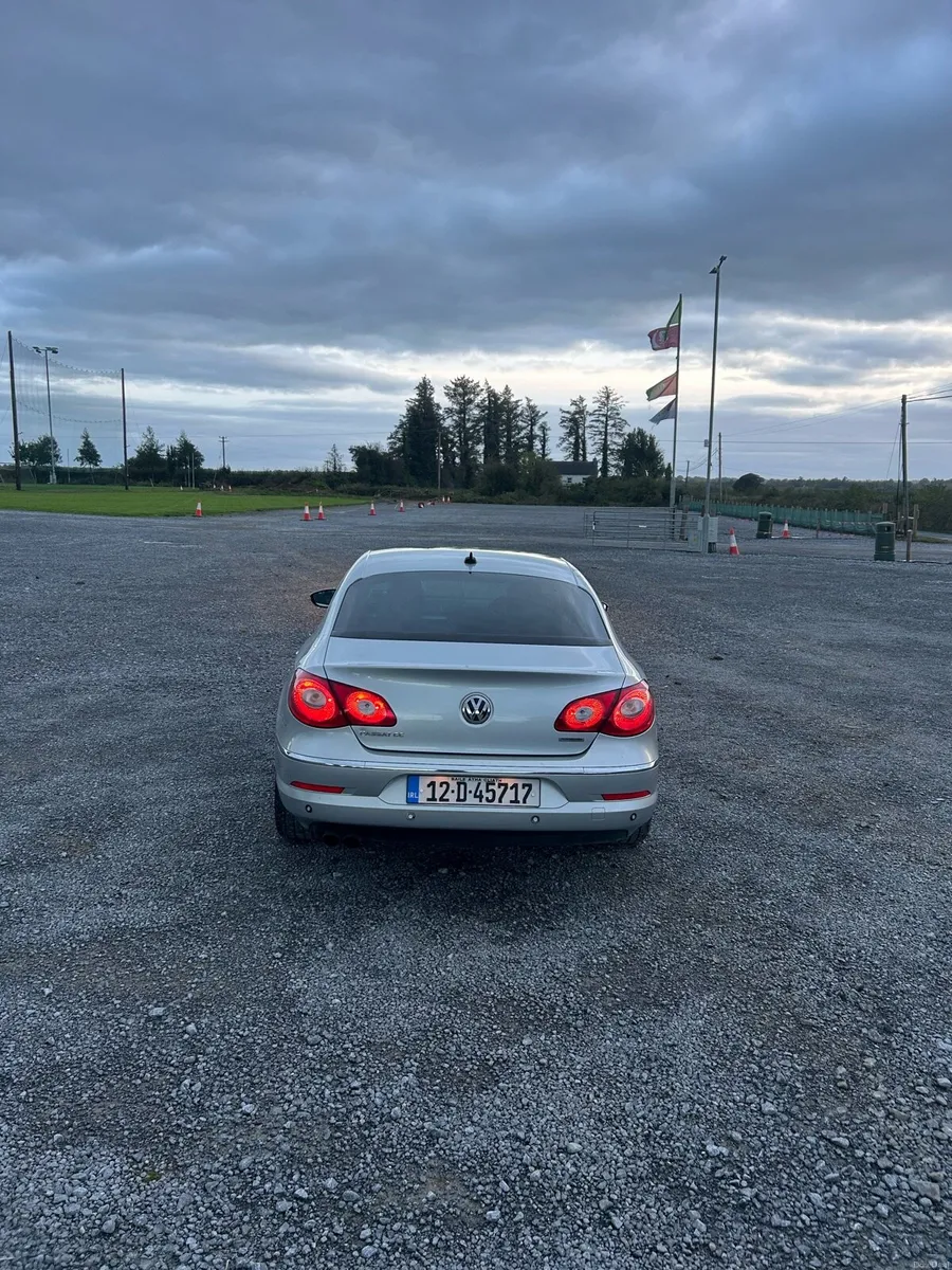 Image 4 of 8