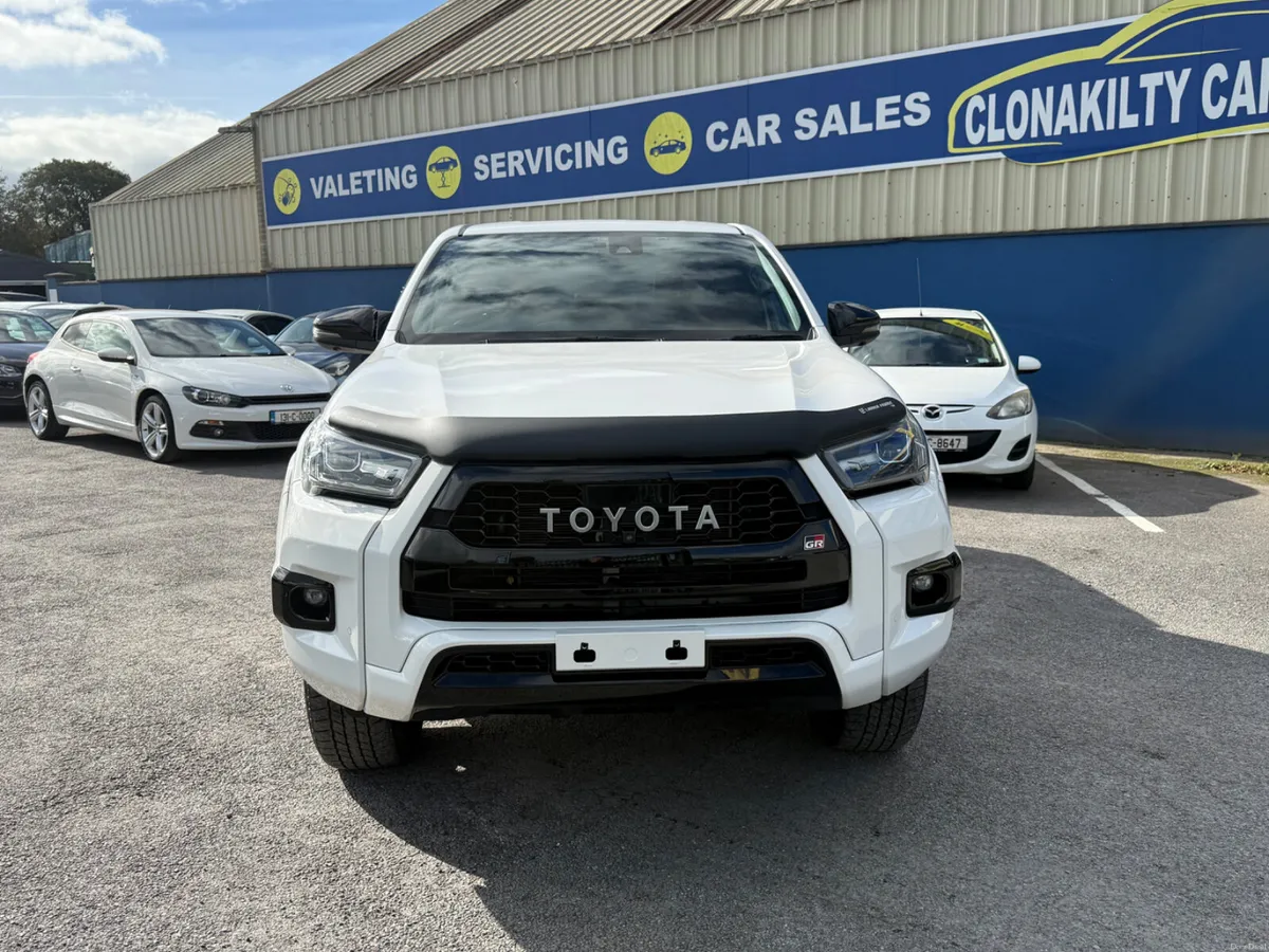 Image 3 of 18