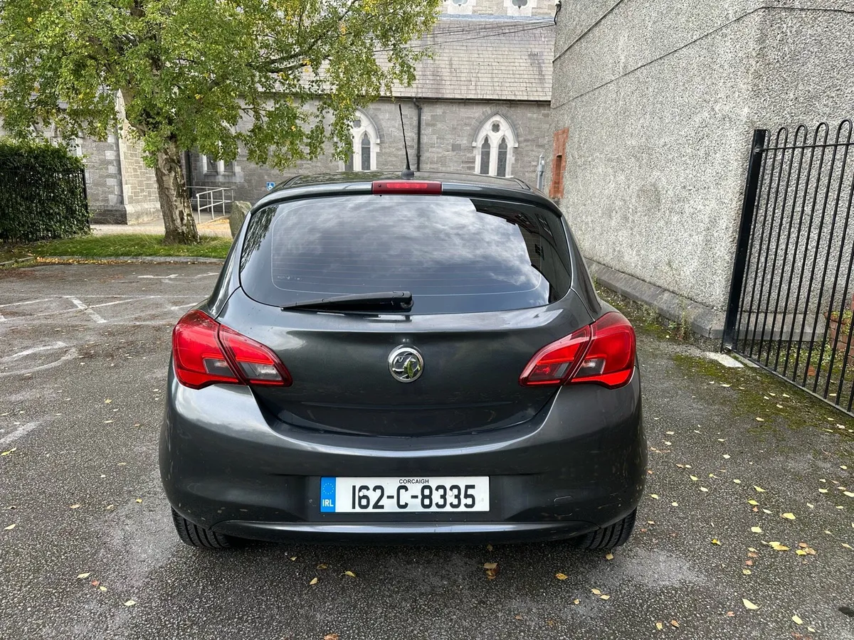 Image 4 of 7