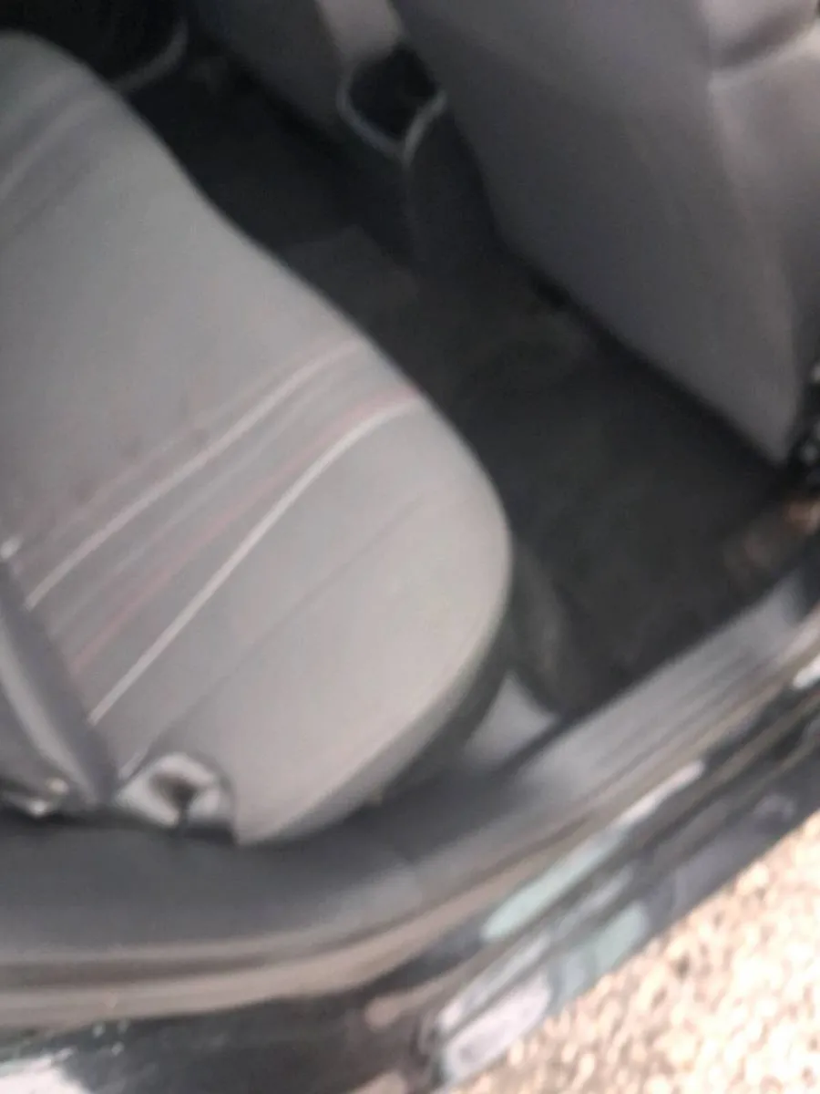 Image 6 of 8