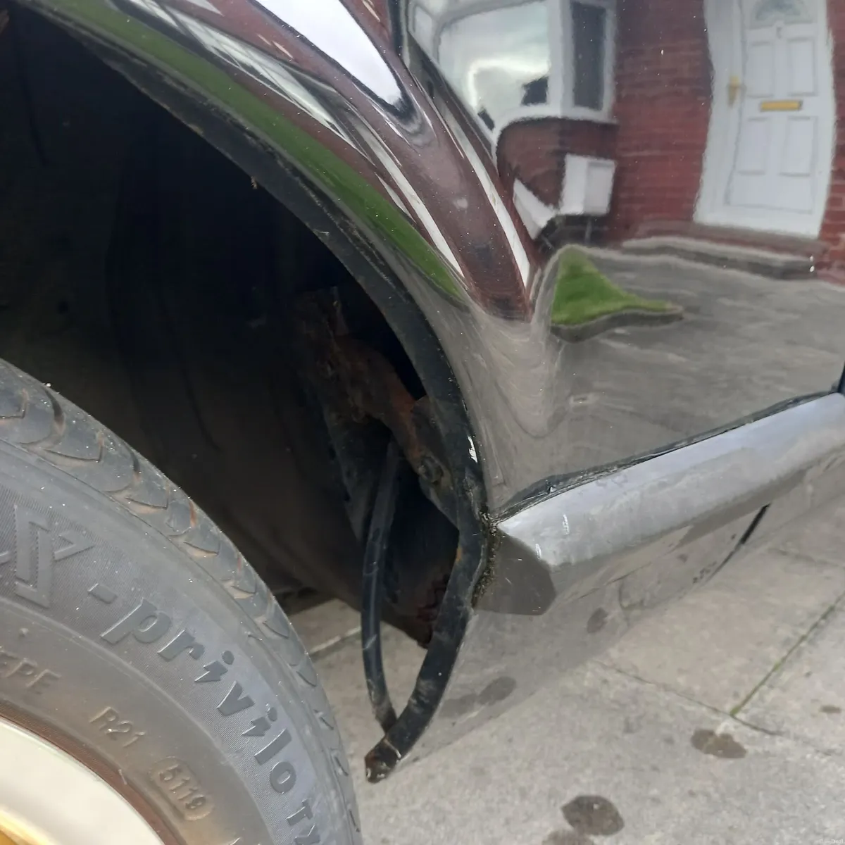 Image 3 of 20