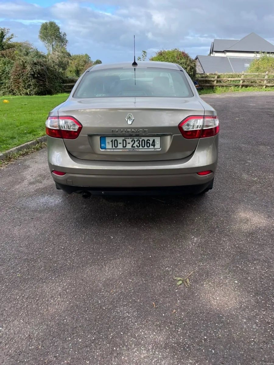 Image 4 of 8