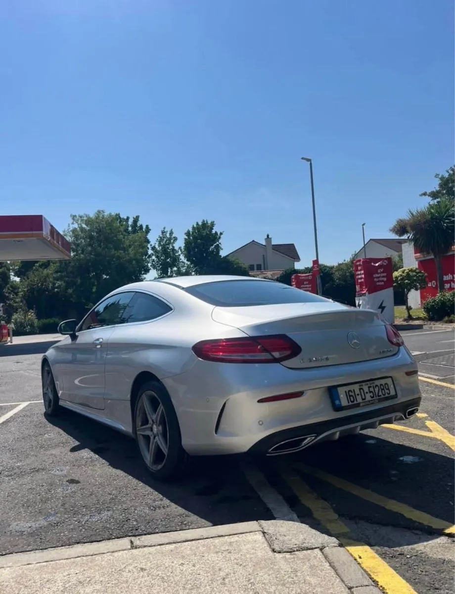 Image 2 of 8