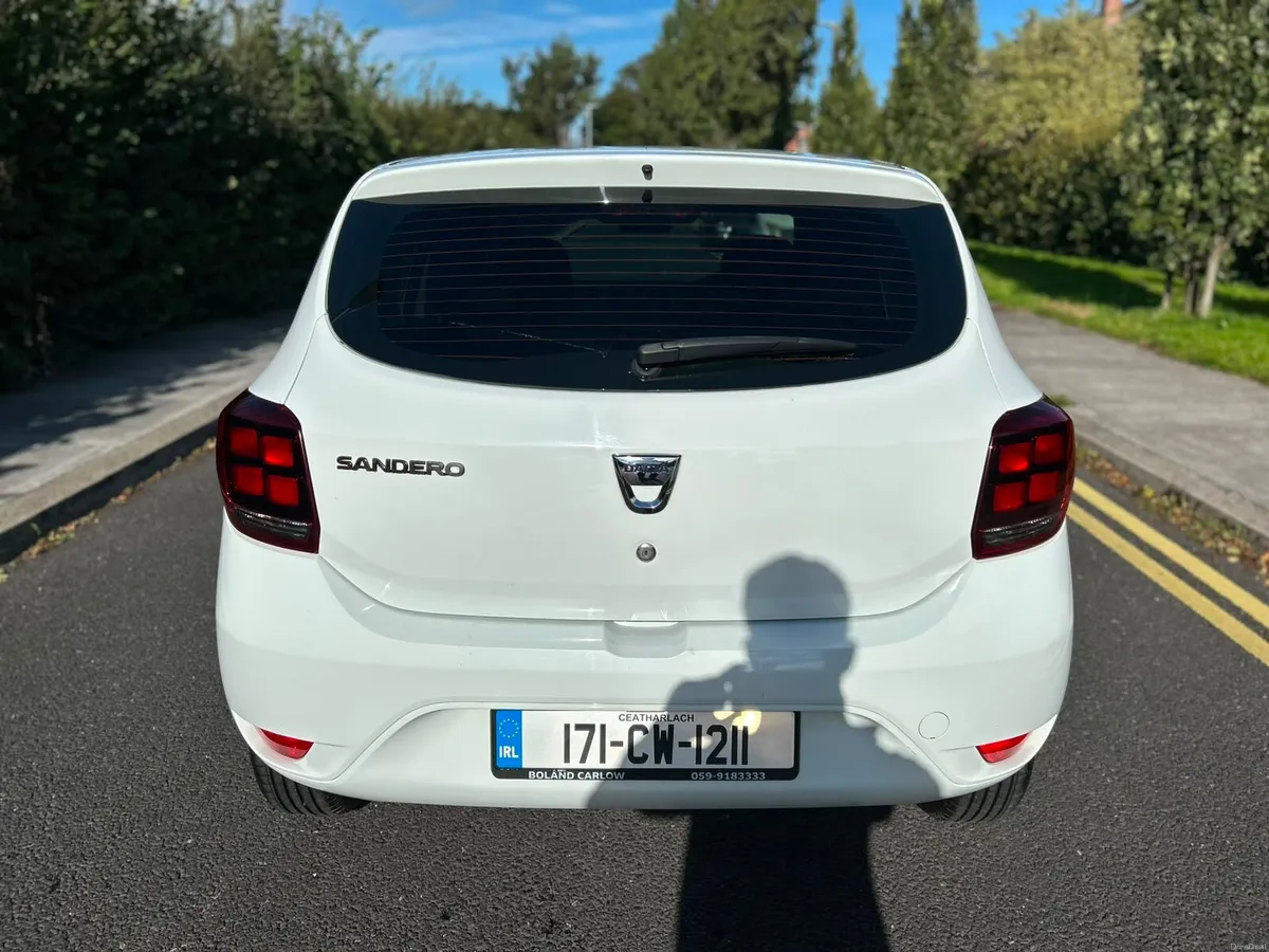 Image 4 of 12