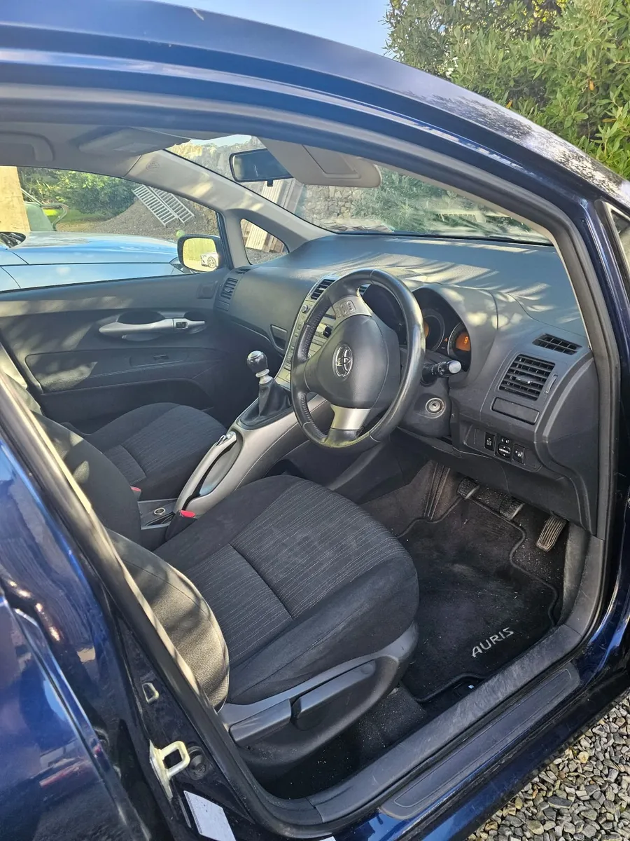 Image 6 of 6