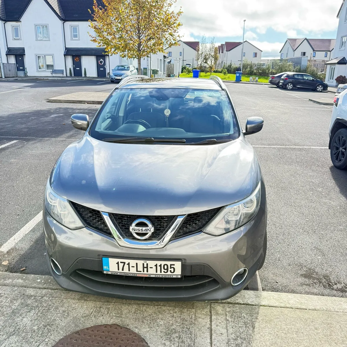 Image 2 of 14