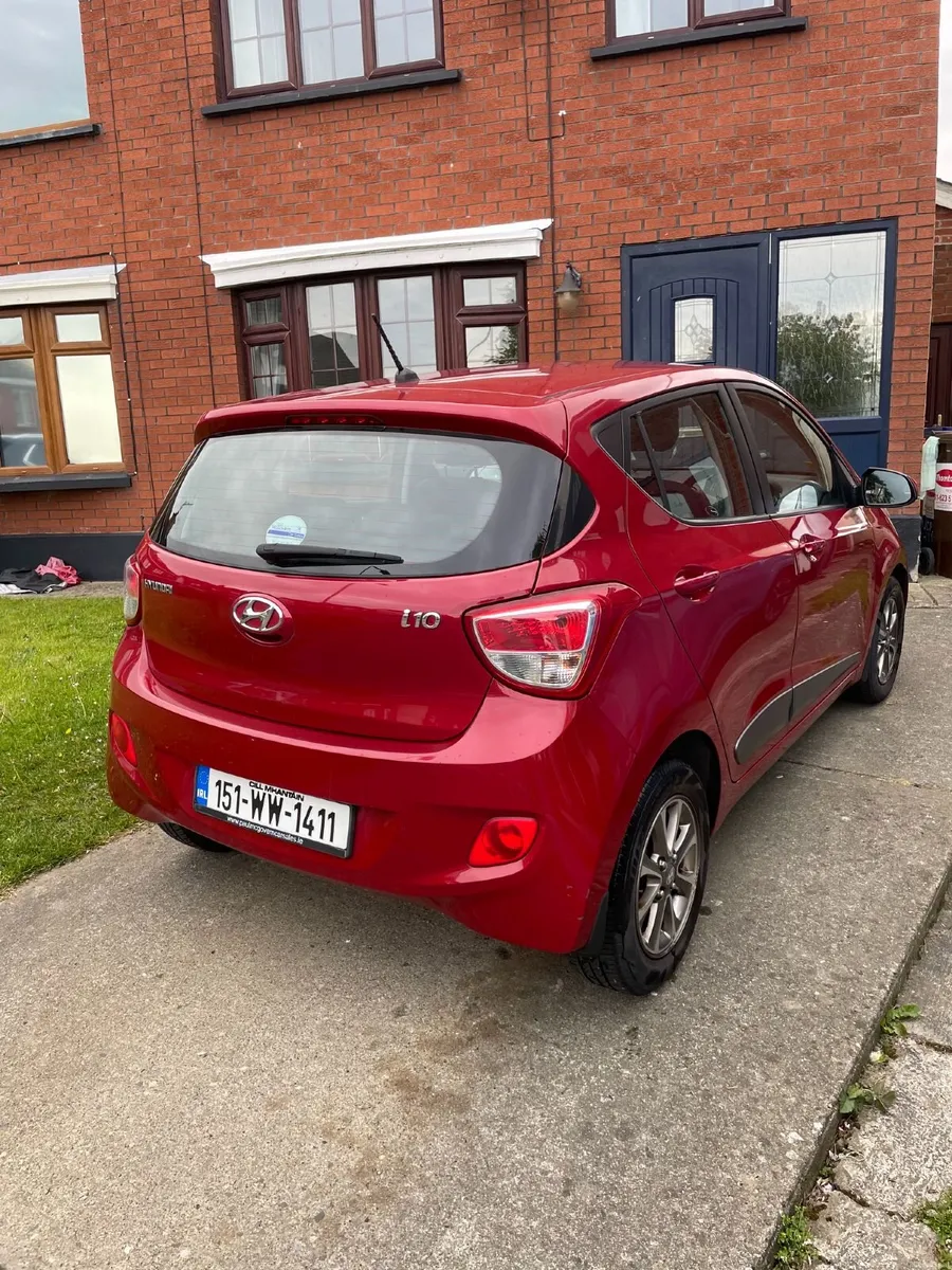 Image 2 of 11