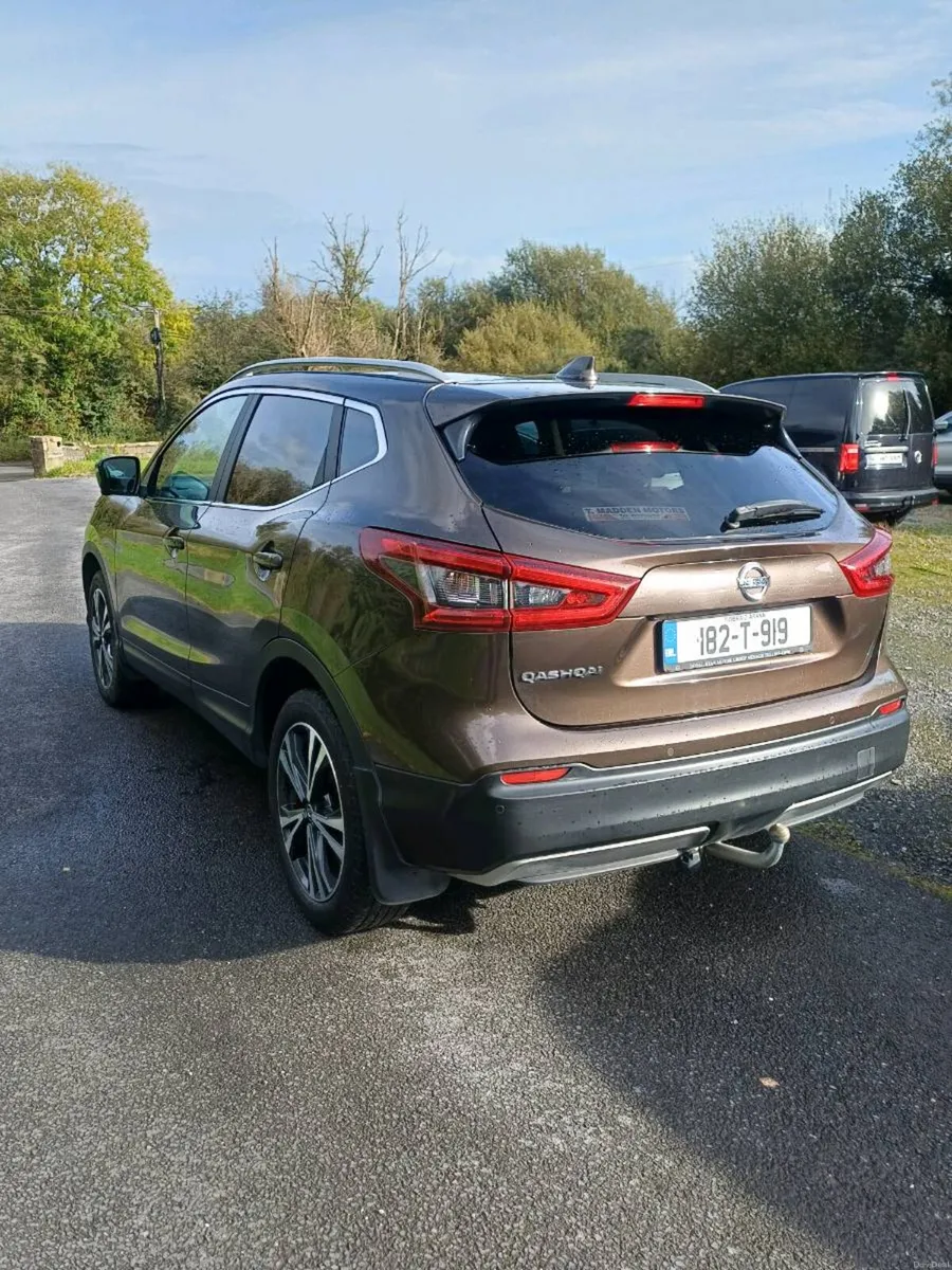 Image 2 of 10