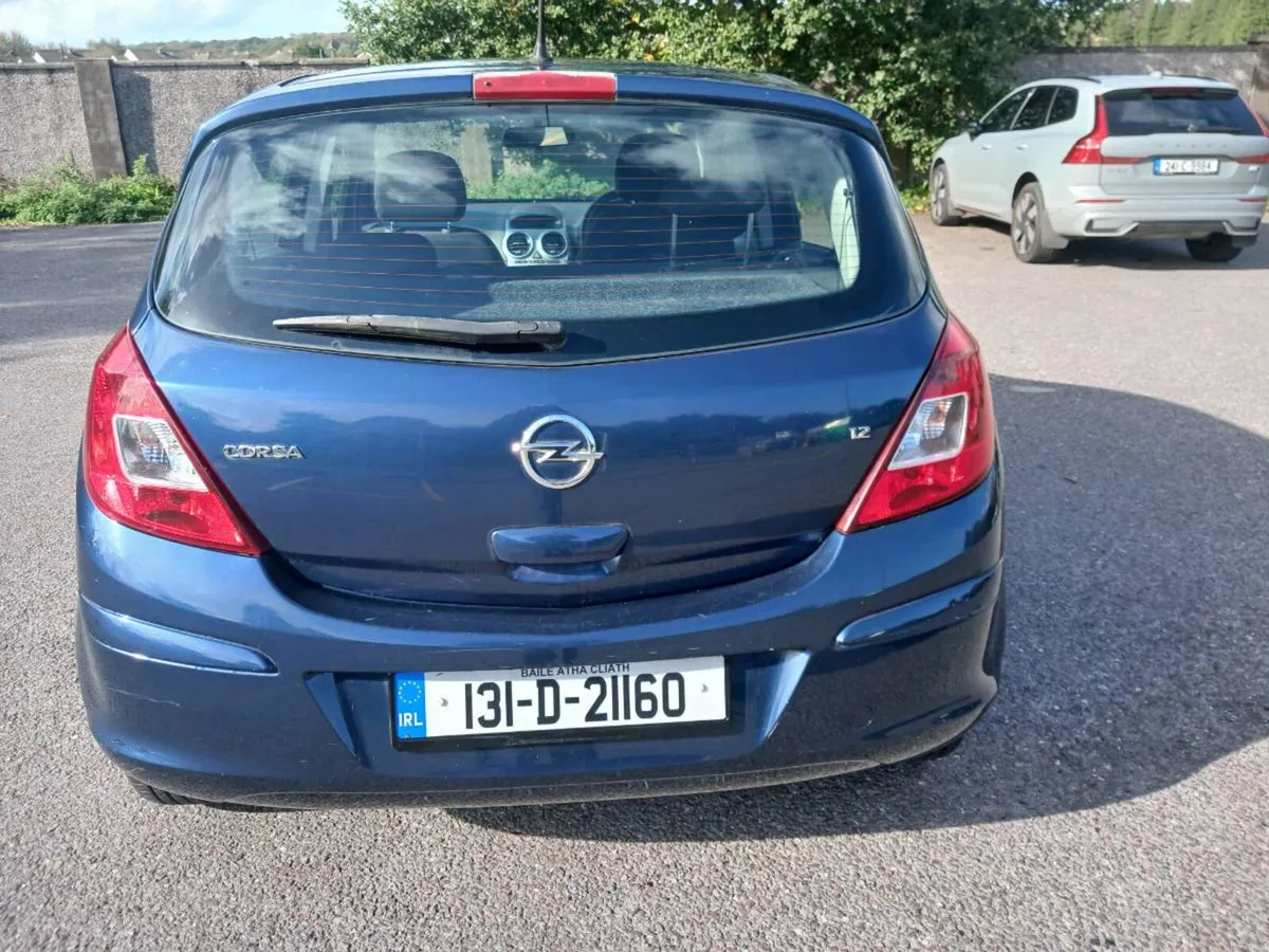 Image 2 of 8