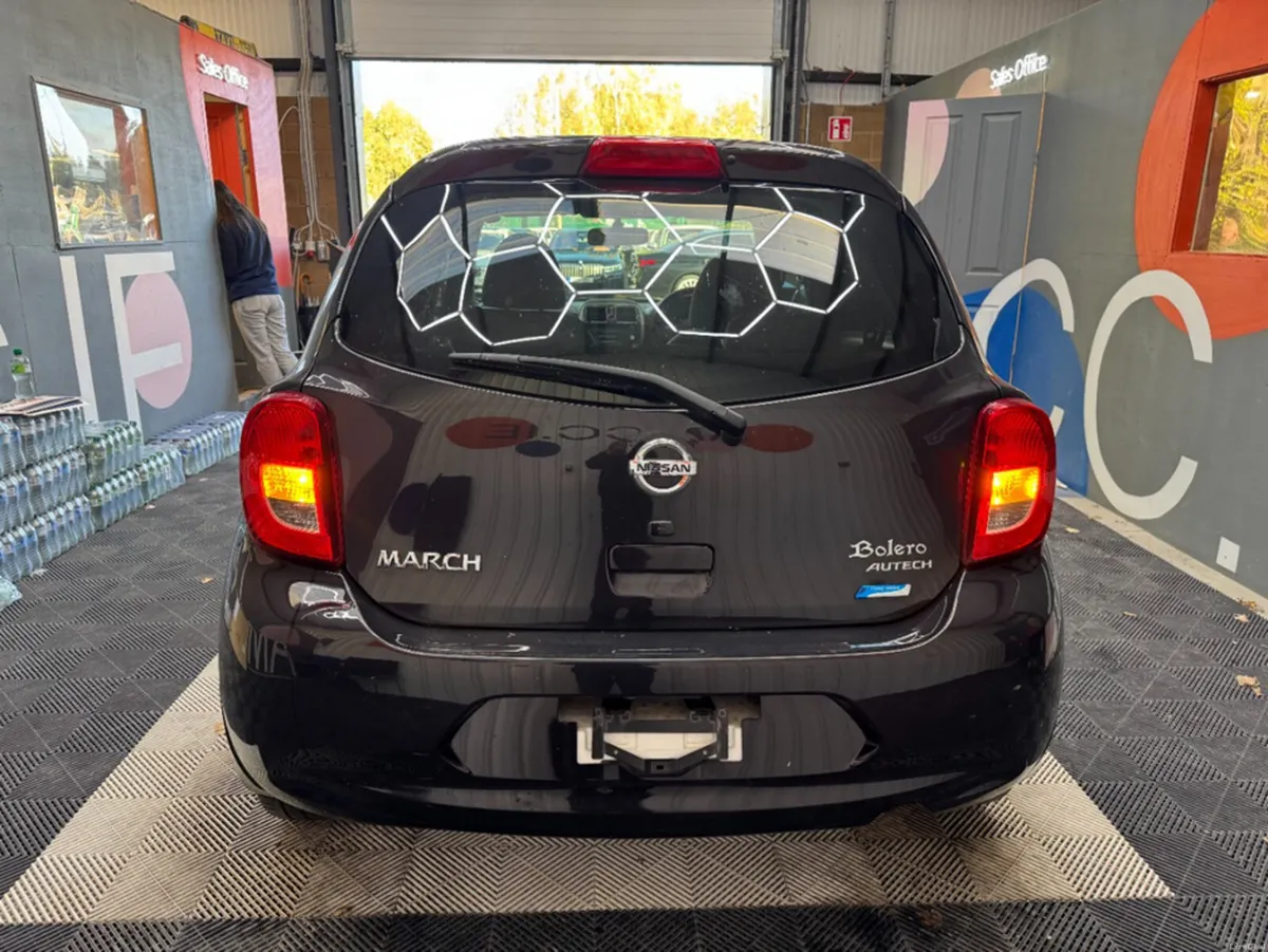 Image 4 of 18