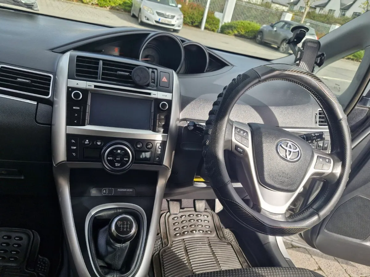 Image 5 of 10