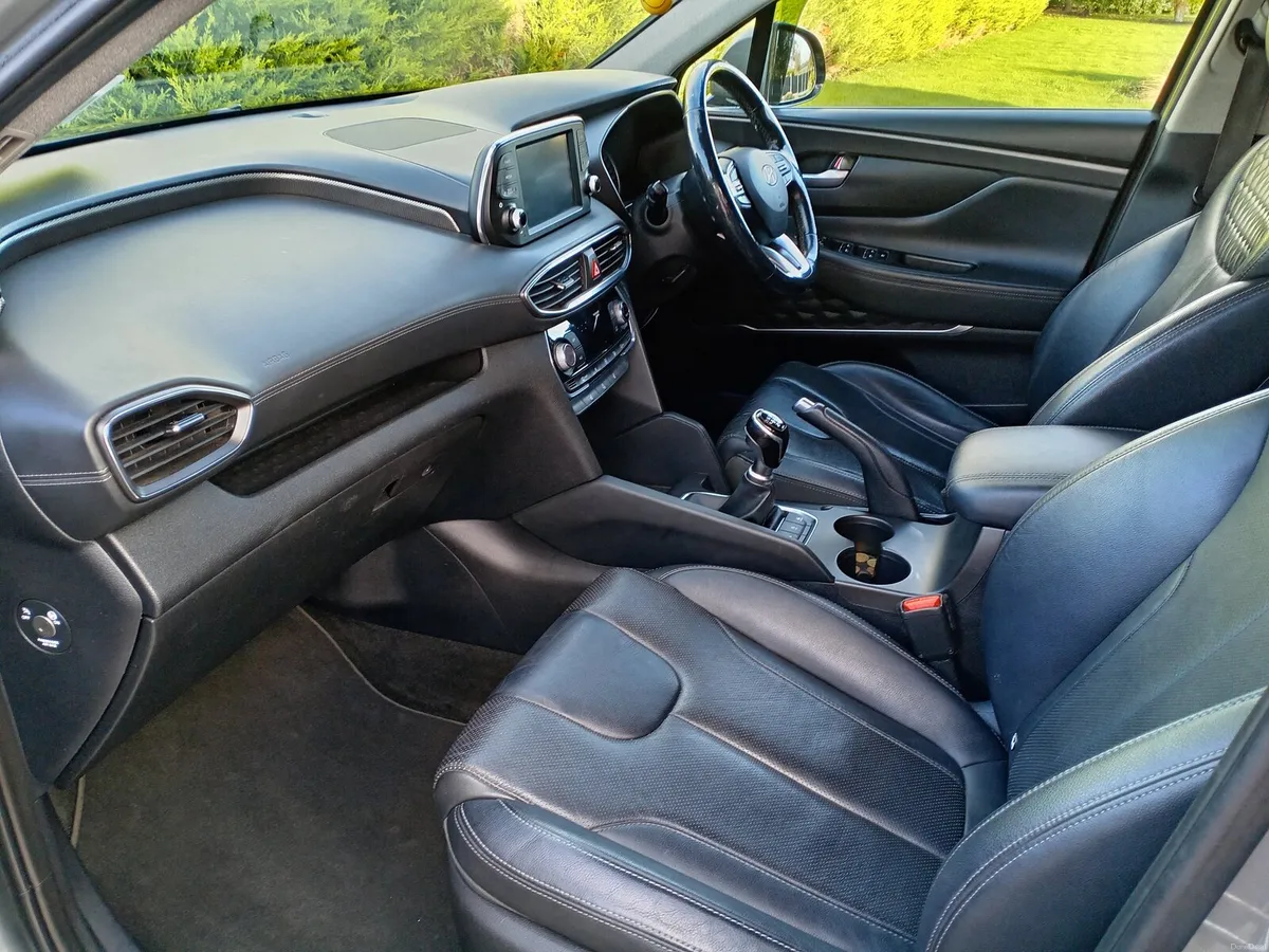 Image 3 of 10
