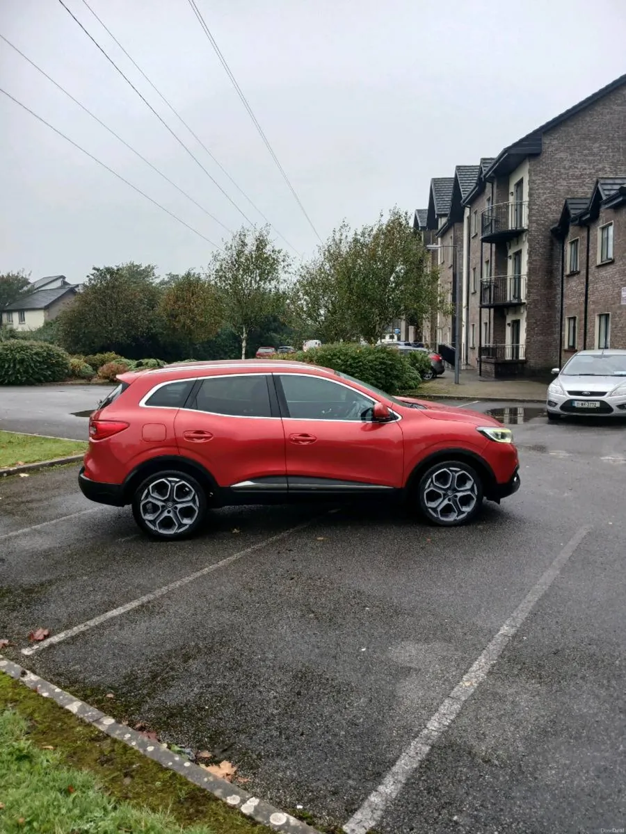 Image 2 of 10