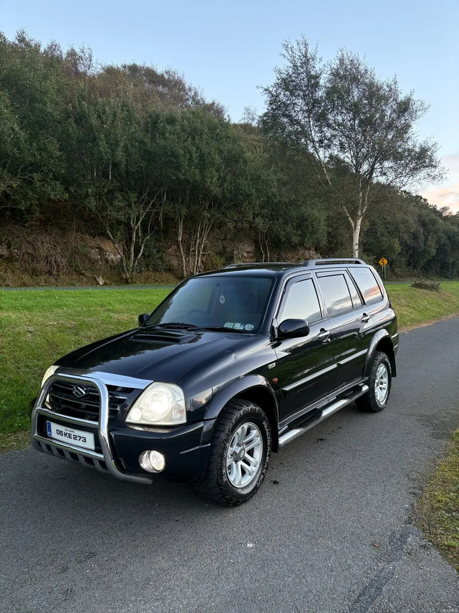 Image 2 of 7