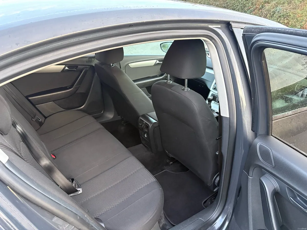 Image 6 of 6