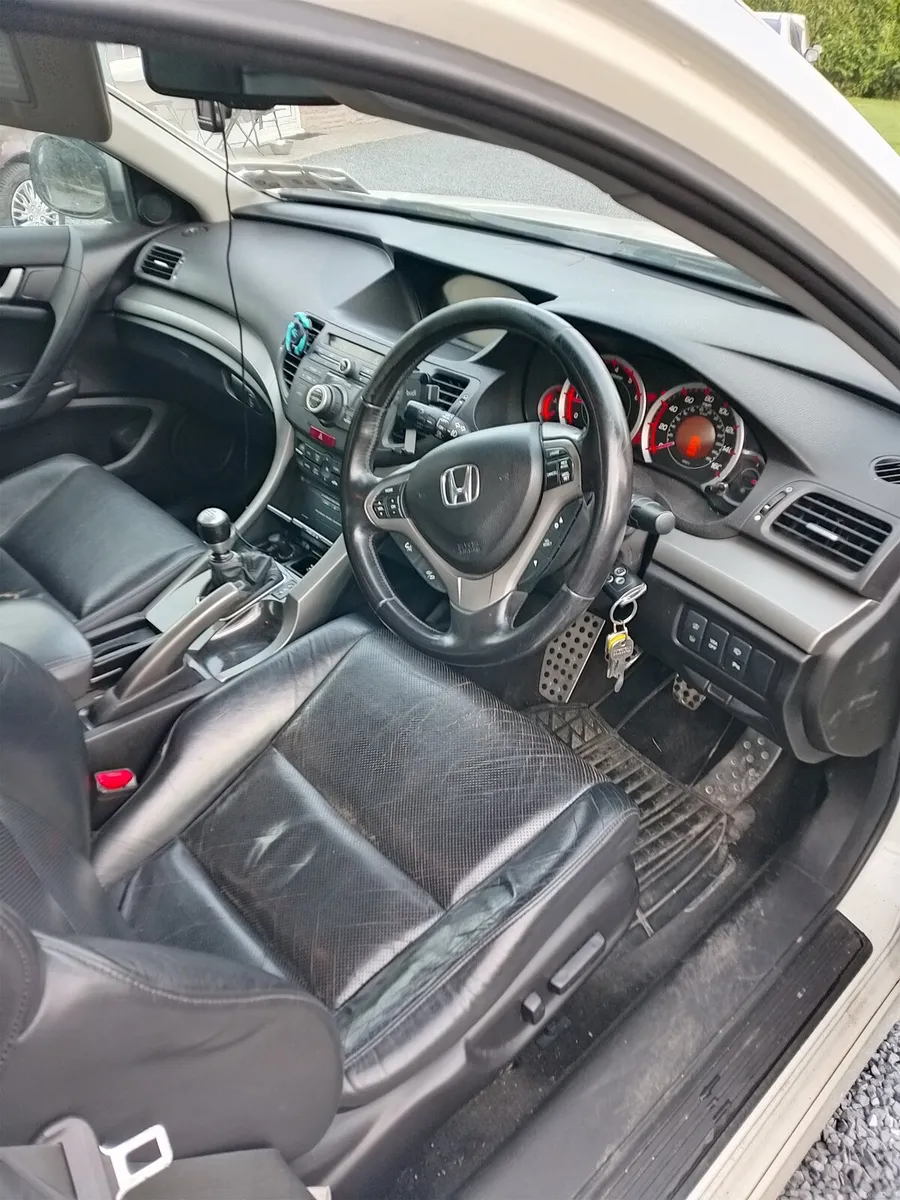 Image 2 of 10