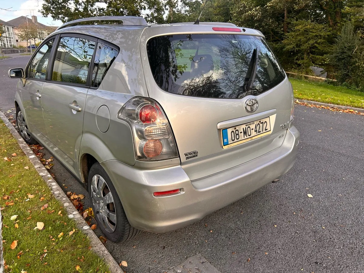 Image 2 of 3