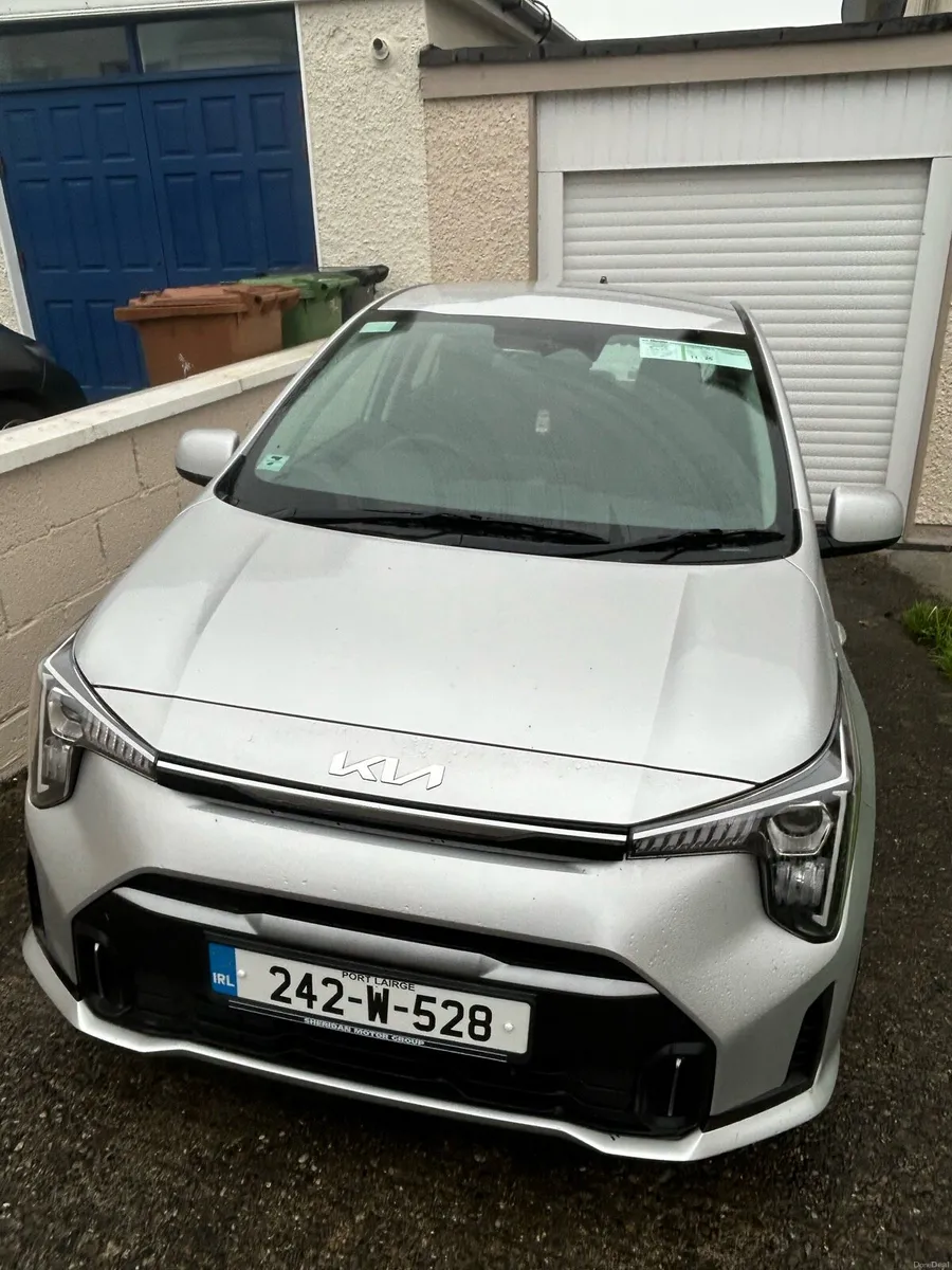 Image 1 of 7
