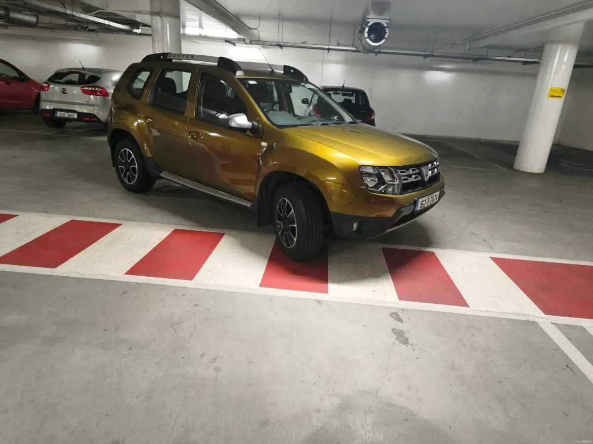 Image 2 of 7