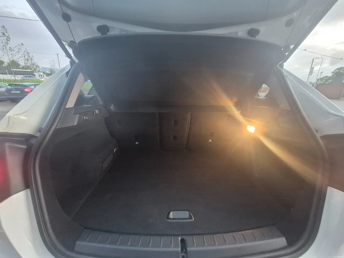 Image 4 of 17
