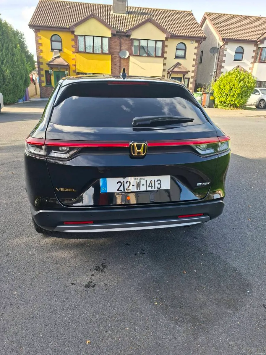 Image 3 of 16