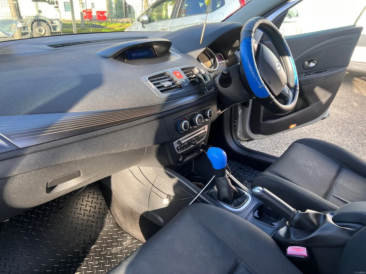 Image 4 of 7