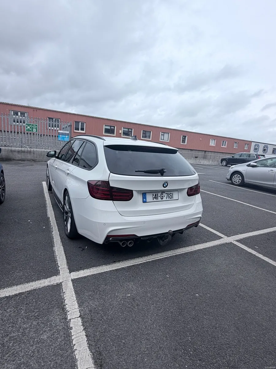 Image 4 of 17