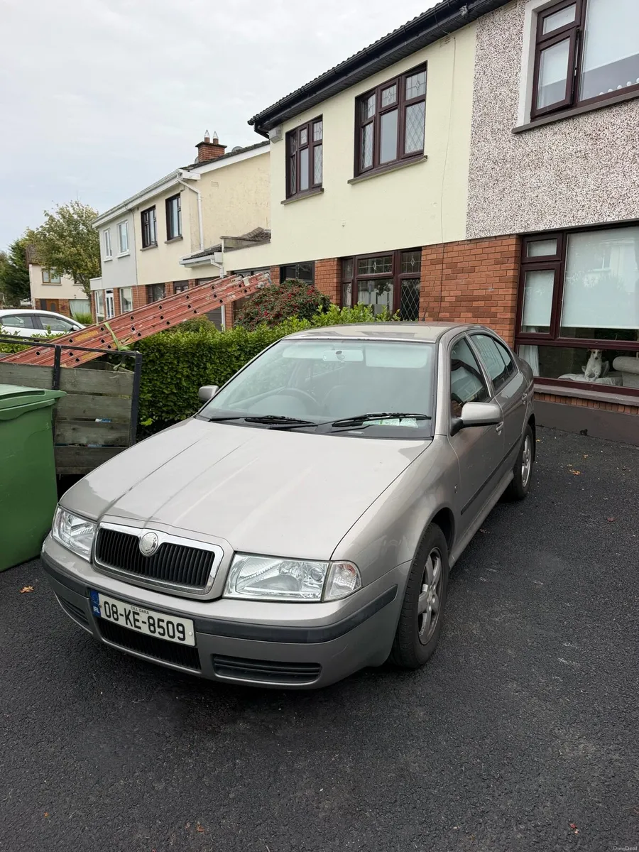 Image 1 of 6