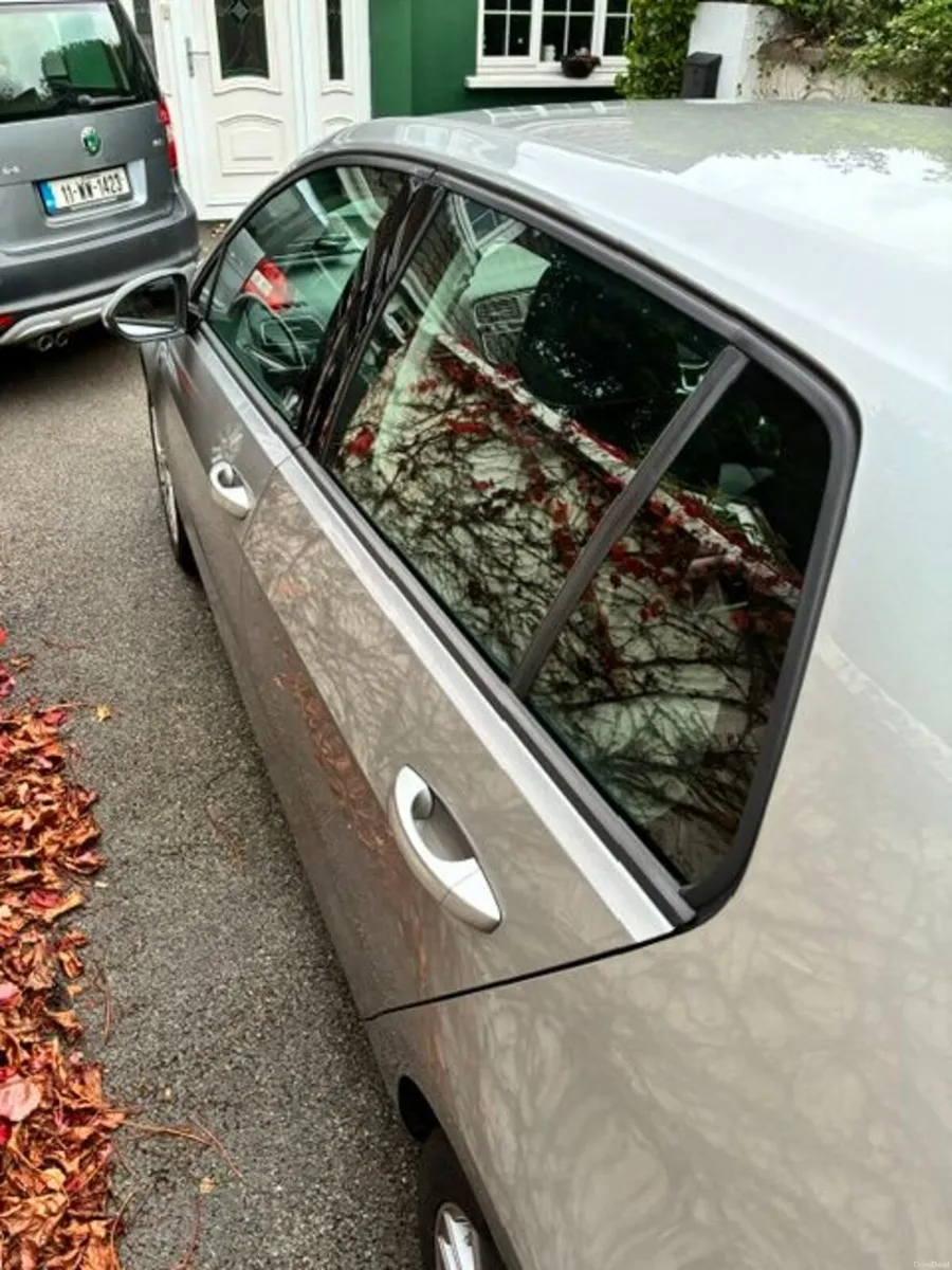 Image 2 of 12