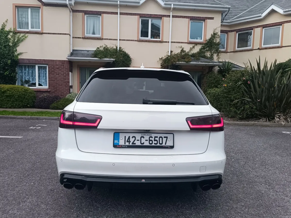 Image 3 of 10