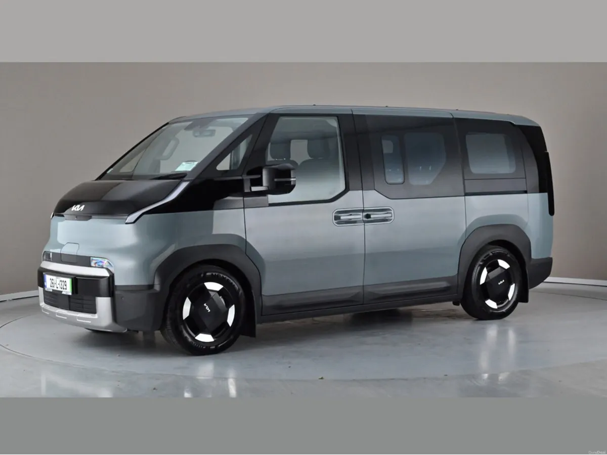 Image 5 of 42