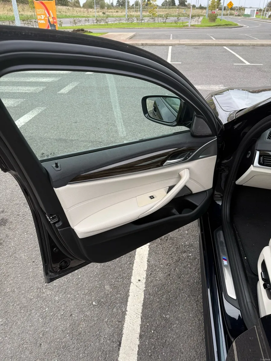 Image 4 of 10