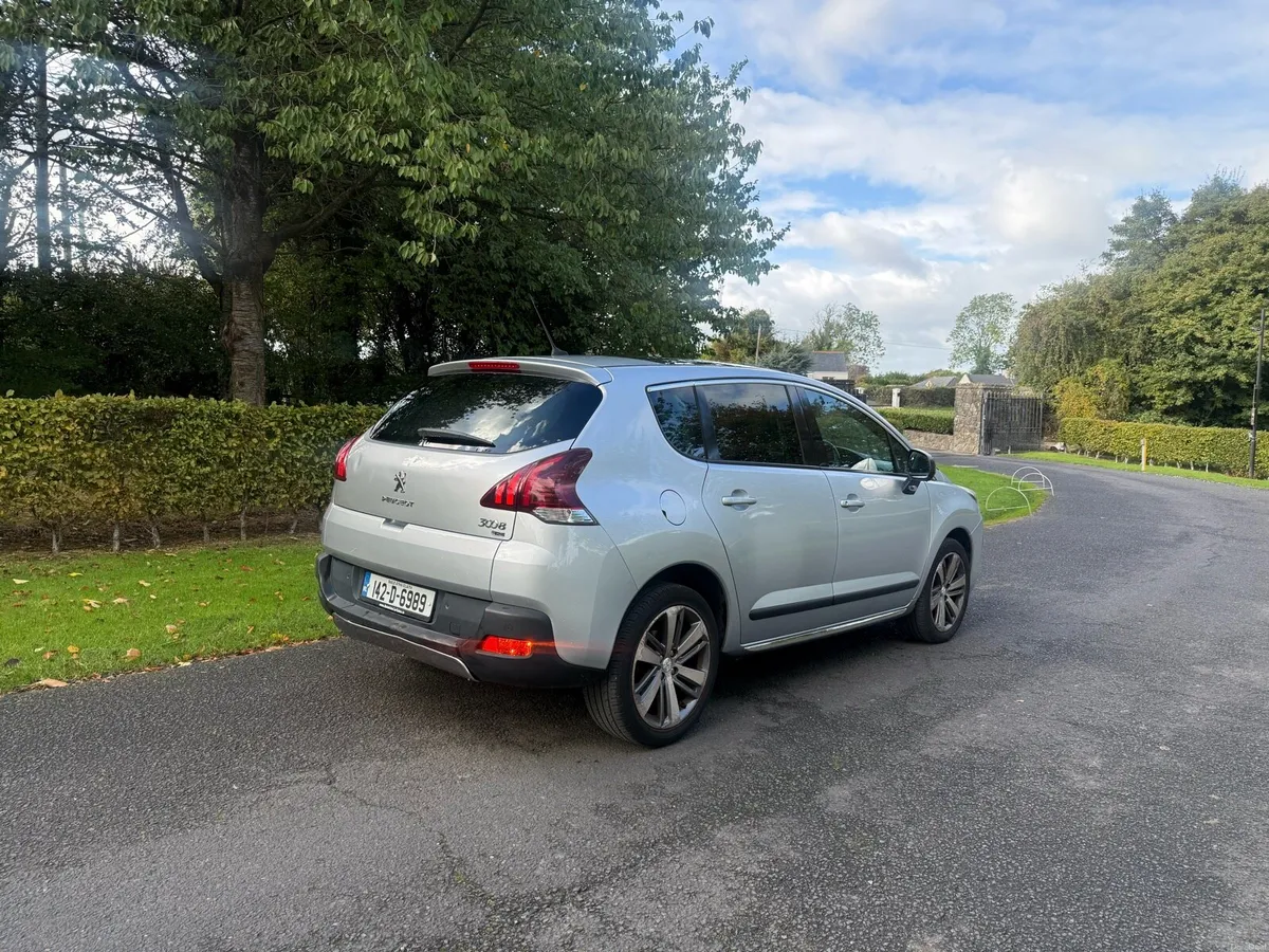 Image 2 of 10