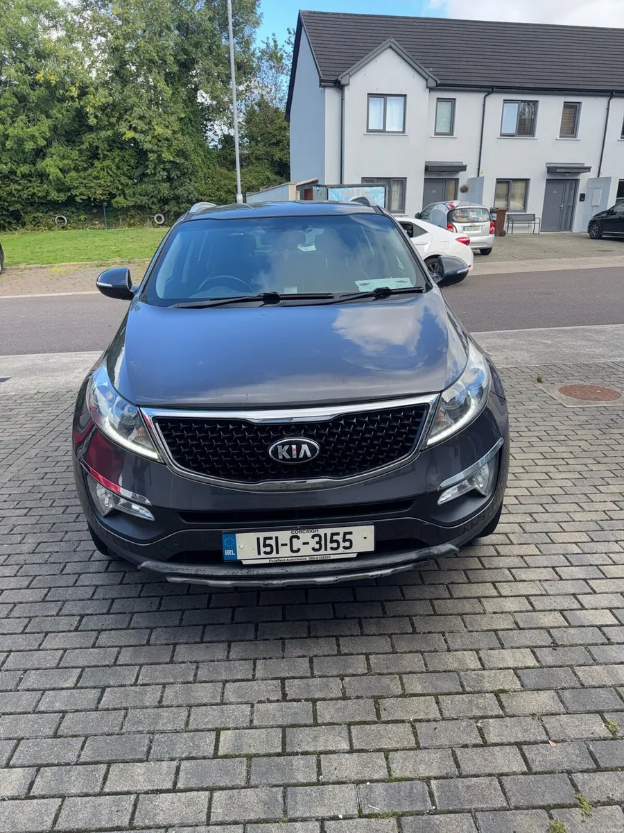 Image 2 of 10