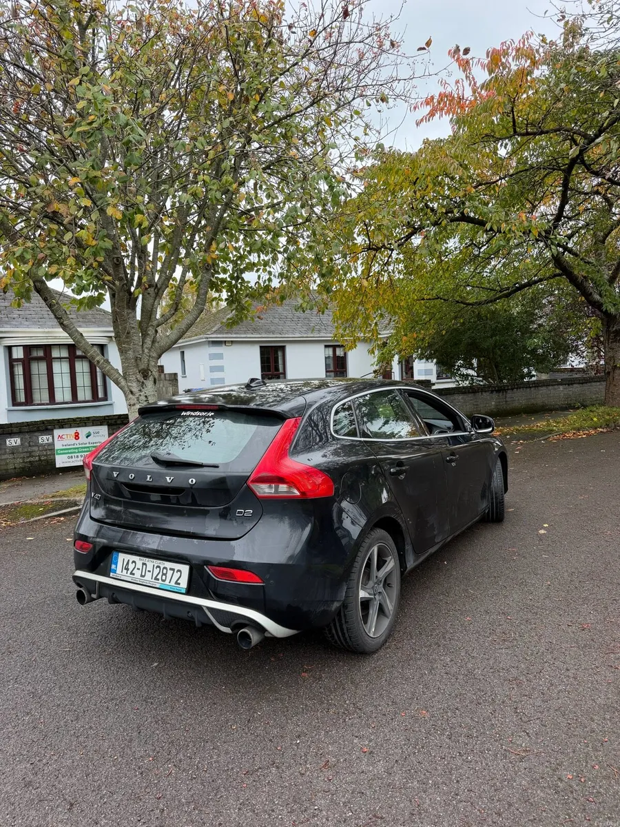 Image 4 of 10