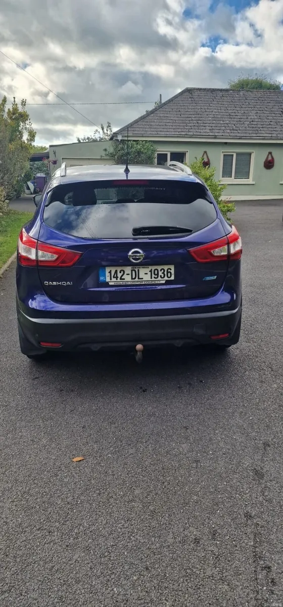 Image 2 of 9