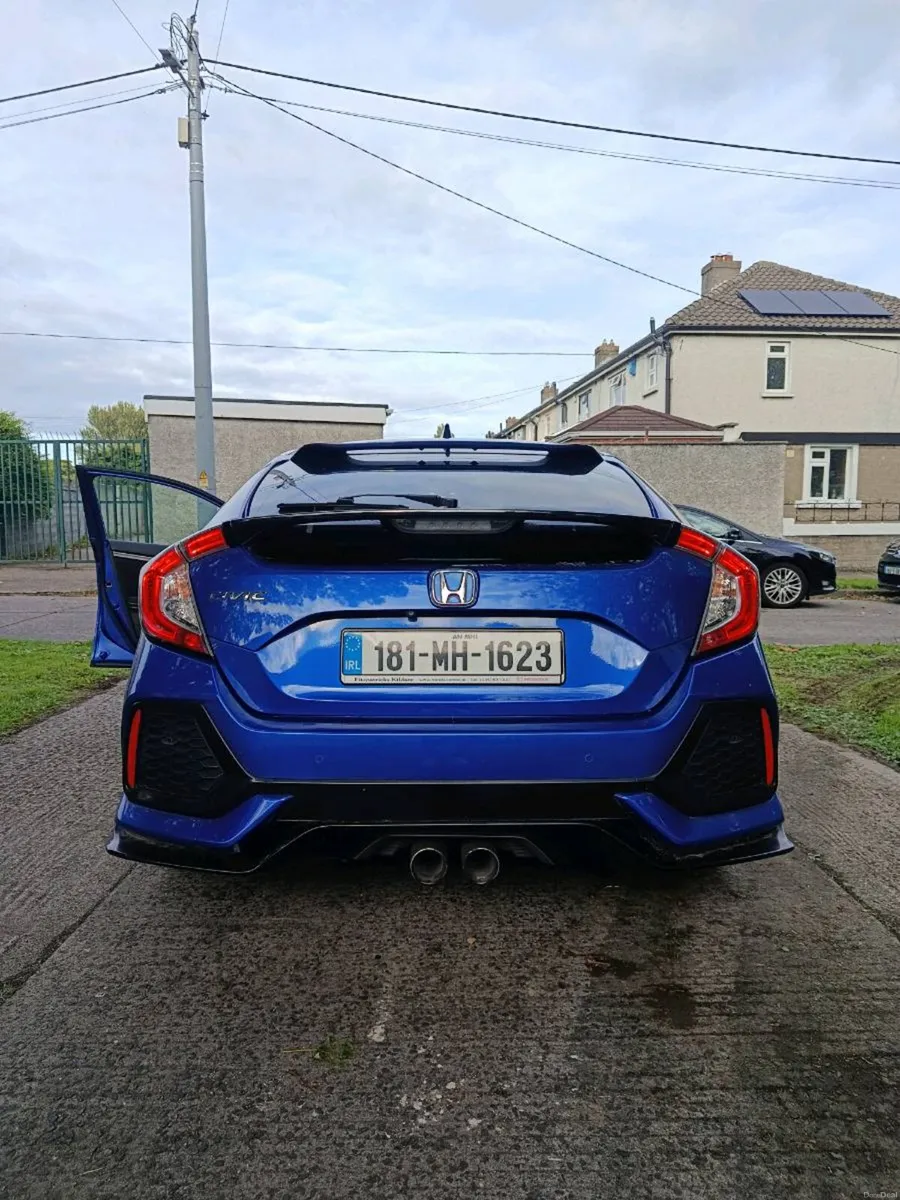 Image 2 of 6