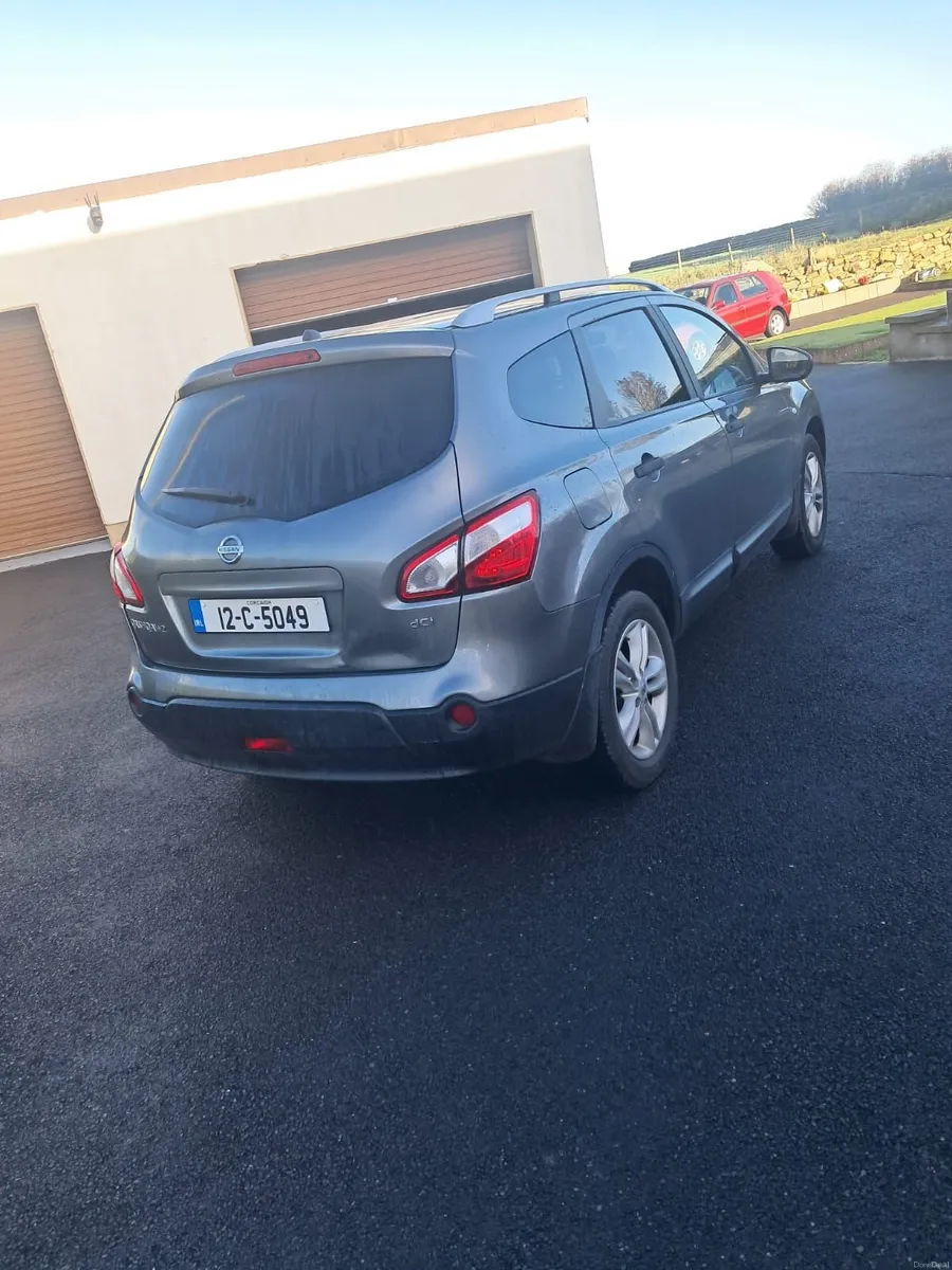 Image 4 of 7