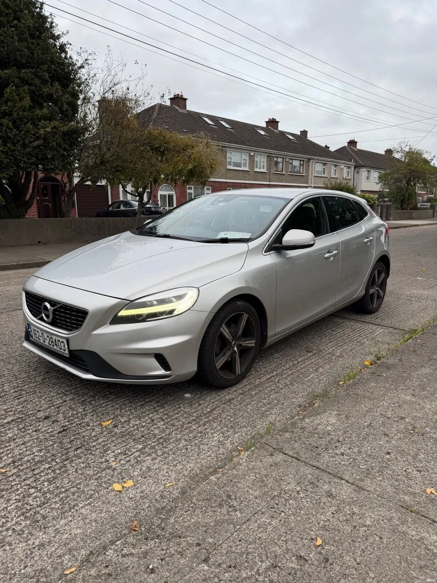 Image 2 of 11