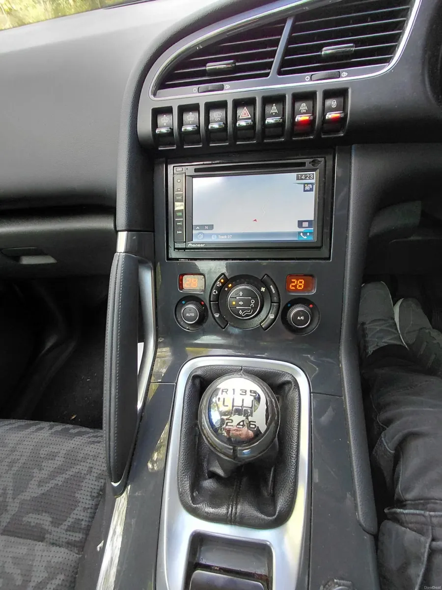 Image 4 of 20