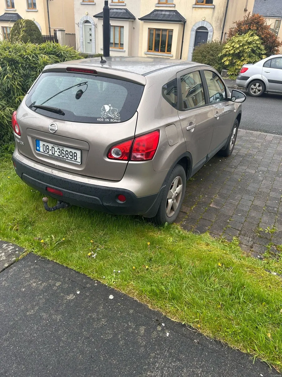 Image 2 of 4