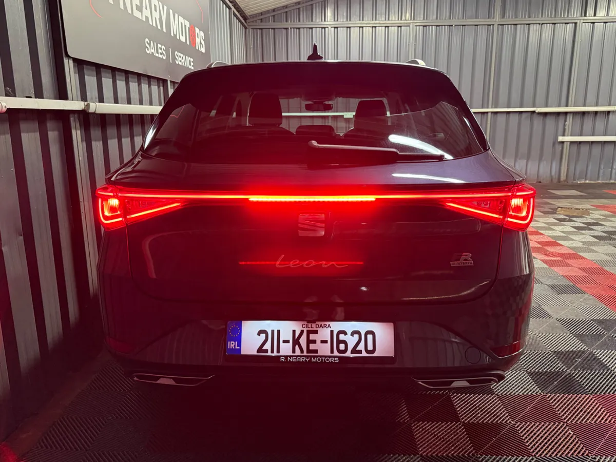 Image 2 of 18