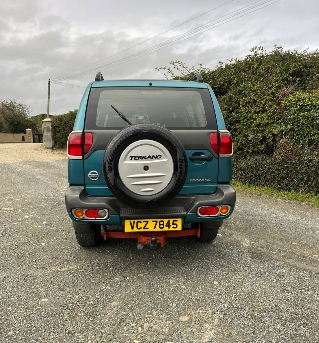 Image 4 of 7