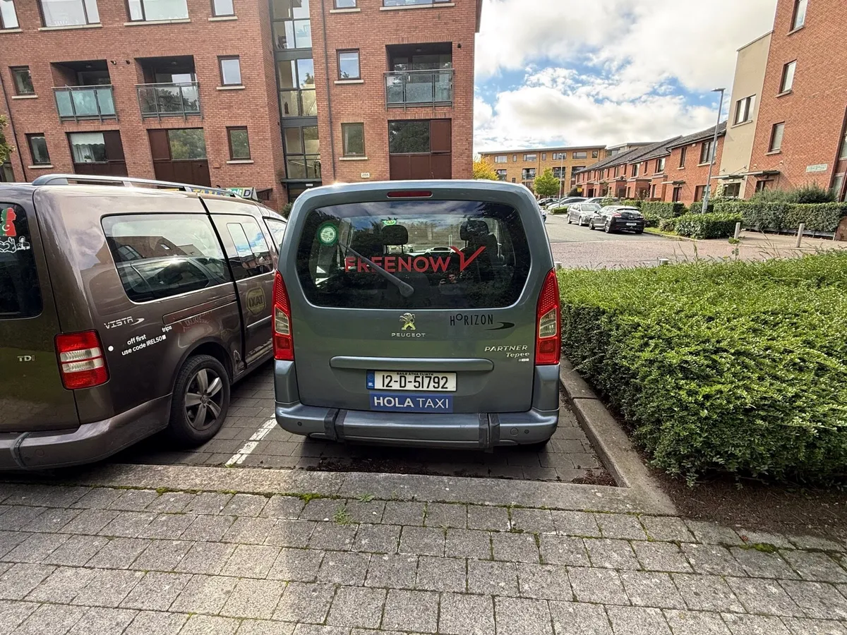 Image 6 of 10